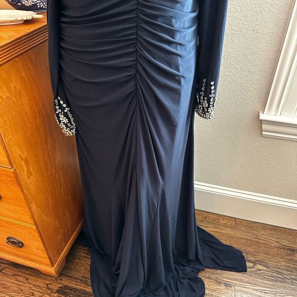 Mac Duggal gown used - Picture 11 of 14